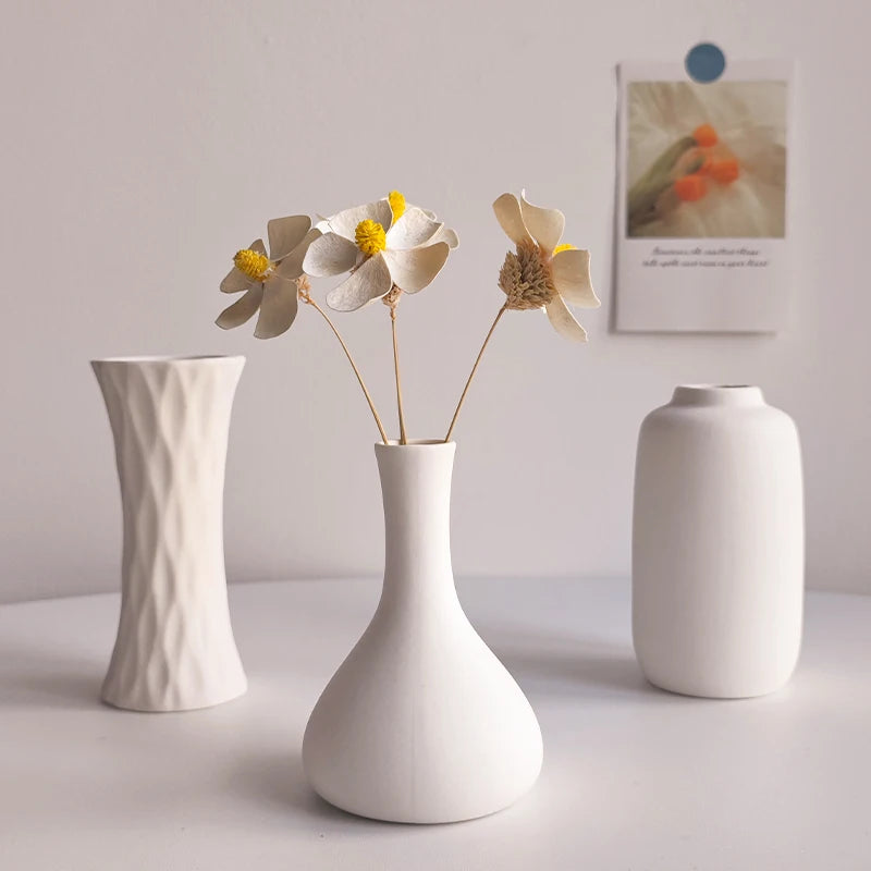 Witte keramische vazen Nordic decoratieve vazen ornamenten thuis woonkamer decor bloemstukken schetsen rekwisieten desktop decor