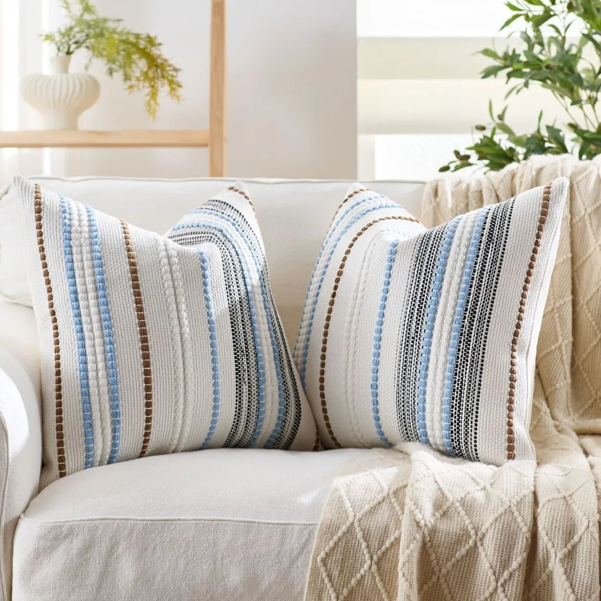 Solvane Cushion Cover