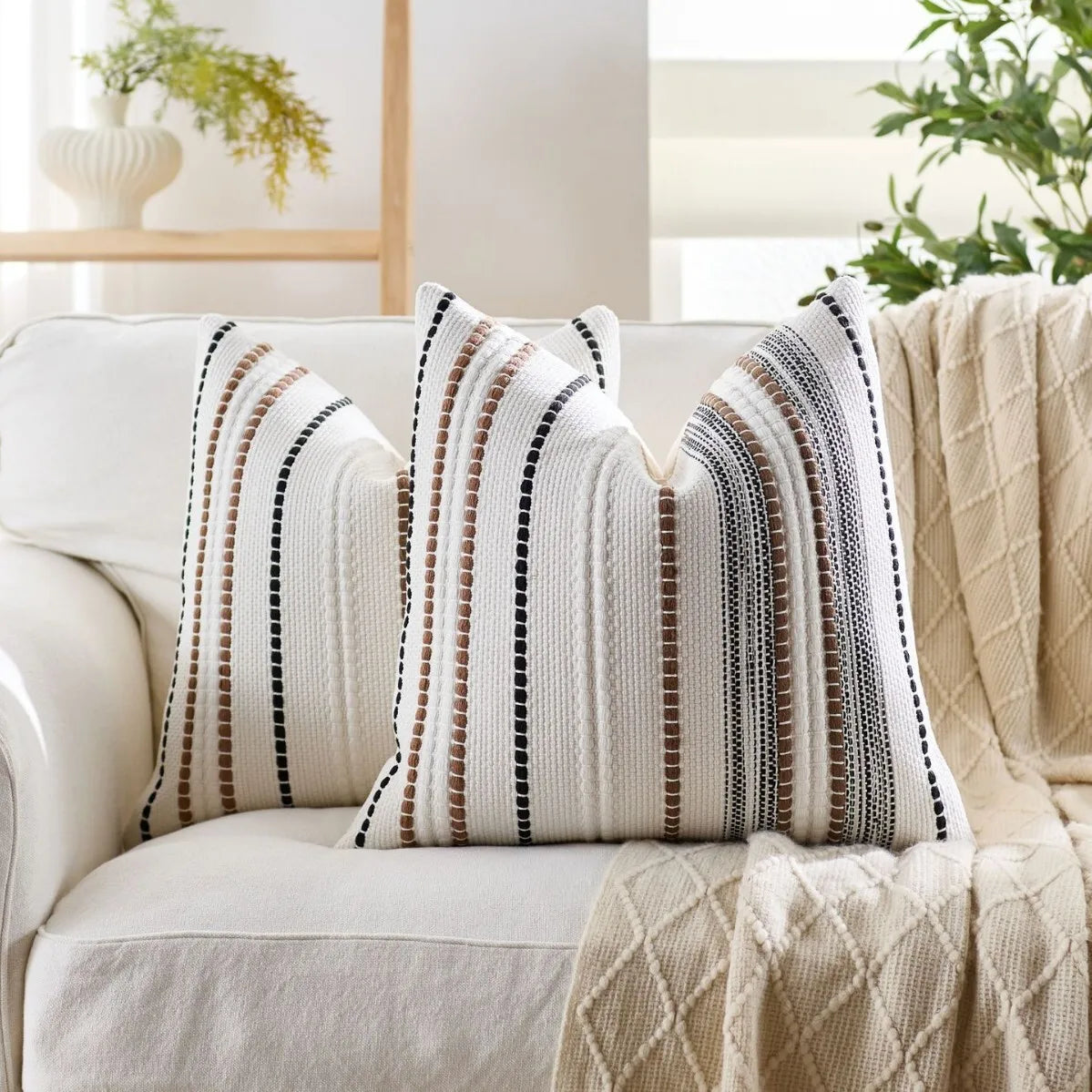 Solvane Cushion Cover