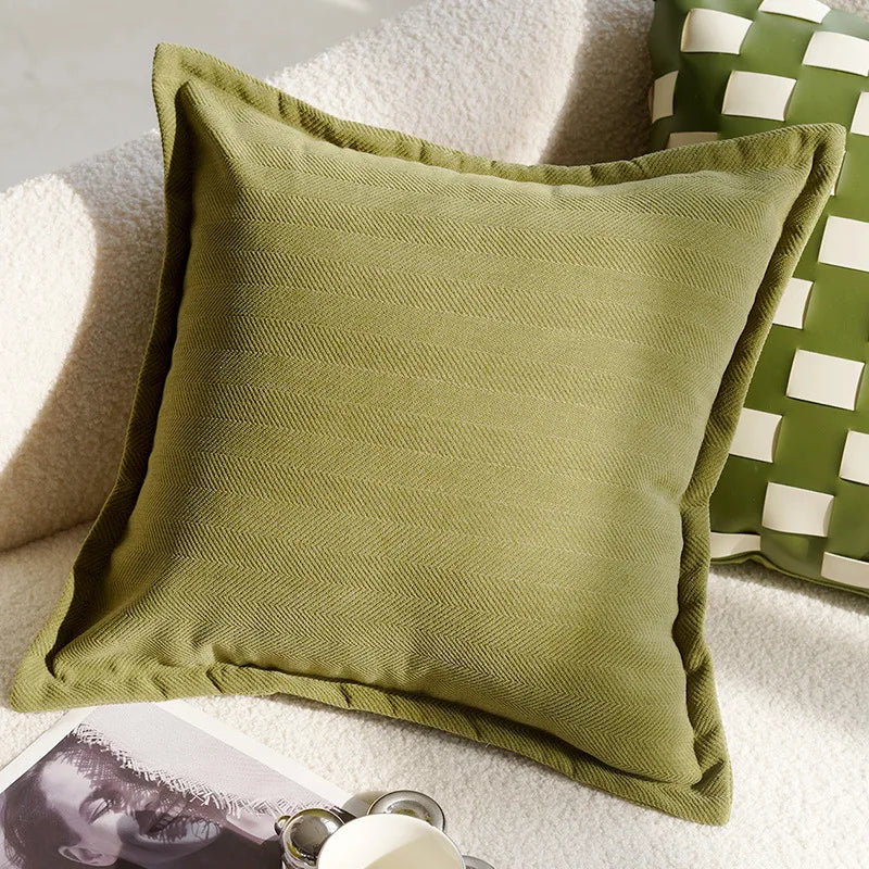Éloise Cushion Cover