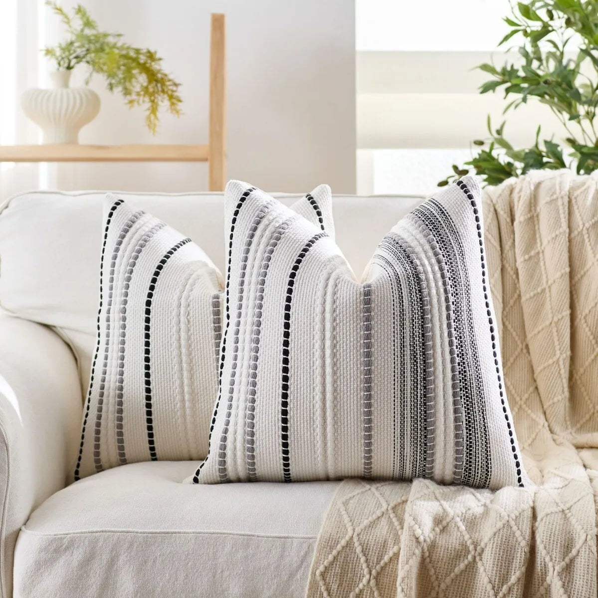 Solvane Cushion Cover