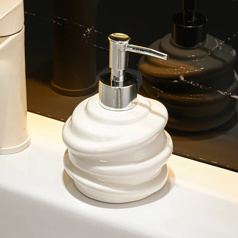 300ML Keramische lotion Fles Hotel Wc Handwas Vloeistof Druk Fles Body Wash Shampoo Doseerfles zeepdispenser