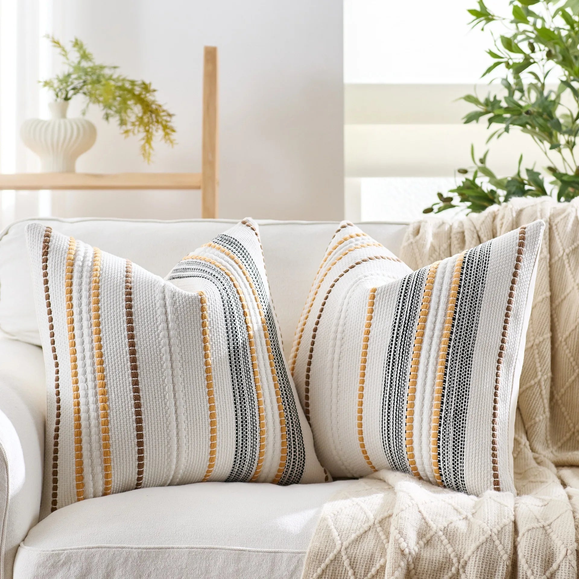 Solvane Cushion Cover